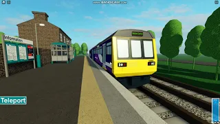 Aberwick Station and Level Crossing Review - signalling at Level Crossing and trainspotting (Roblox)