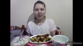 МУКБАНГ ЖАРЕНАЯ КАРТОШКА И ОВОЩНОЙ САЛАТ/MUKBANG FRIED POTATOES AND VEGETABLE SALAD