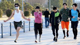 Funny Runner Prank in Japan