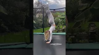 ✨ FLICK FLACK TUTORIAL AUF EINEM TRAMPOLIN 🔥 - Itsmisabell Shorts #shorts