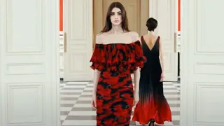 FASHION SHOW 2024 (UNGARO COLLECTION AUTUMN/WINTER 2024/2025 PARIS FASHION WEEK #PFW)