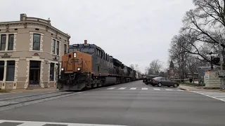 CSX manifest Q576 street running down Main Street at Lagrange KY