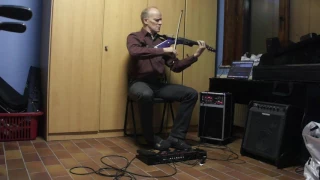 Canon Pachelbel (electric violin with 'live' looping)