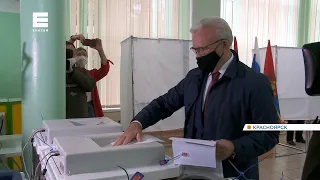 Александр Усс проголосовал утром 17 сентября