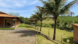 LINDA CASA DE SÍTIO EM 8 HECTARES NA MARGEM DA REPRESA - A VENDA EM GUAPÉ MG