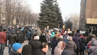 Жители Ясиноватая вышли на митинг против Губарева 02.02.2016