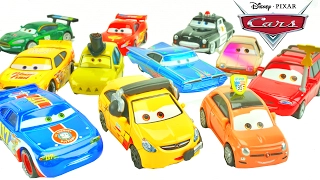 NEW DISNEY PIXAR CARS 2017 TOYS PISTON CUP RACERS WGP FANS