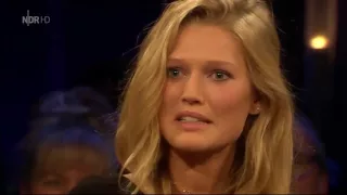 NDR Talk Show 07 10 2016    Toni Garrn, Til Schweiger, David Schütter,Lukas Rieger