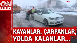 Megakent kara teslim oldu, sürücüler yolda kaldı! İstanbul'da kar fırtınası...