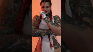 Heidi Lavon#fyp #viral #billboard #tattooed #bikini #tiktok #tiktokvideo #tiktokviral