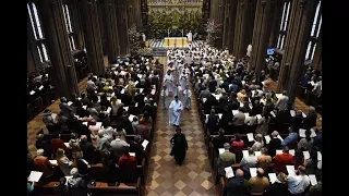 Easter Processional: Hymn 207, "Jesus Christ is Risen Today" | Trinity Church Wall Street