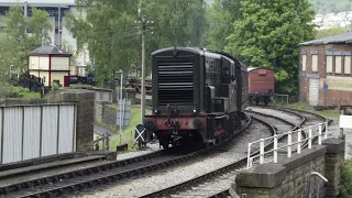 D0226 Vulcan leaving Keighley