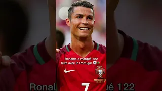 Qui est le MEILLEUR entre Pelé et Ronaldo !