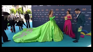 Bejba. "What does it mean?" "It's bejba". - Eurovision 2023 Turquoise carpet