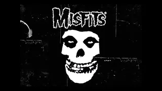 Misfits - Dust to Dust (legendado)