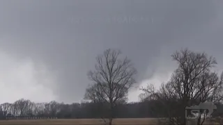 12-23-2015 Sardis, MS - Significant Tornado and Semi Rolled Over I-55