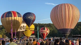 2022 Aug 13. Bristol Balloon Fiesta, morning mass ascent