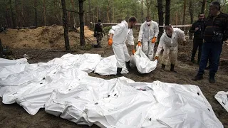 Ermittlungen nach Leichenfunden bei Isjum: Ukraine spricht von „Folterkammern“