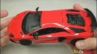 Bburago 1:24 Lamborghini Aventador SV coupé