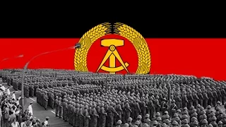 Paradermarsch der Nationalen Volksarmee! Military March of the National People's Army!