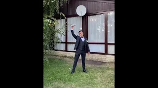 Креативный выход жениха 🤵