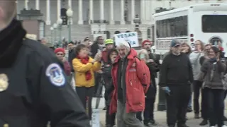 Sam Waterston arrested while at climate change protest led by Jane Fonda on Capitol Hill