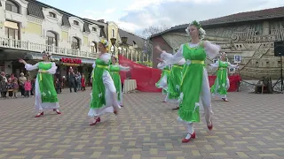 "Ромашковые поля" в центре Феодосии