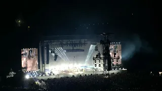 Rihanna - Bitch Better Have My Money (Live Olympiastadion)