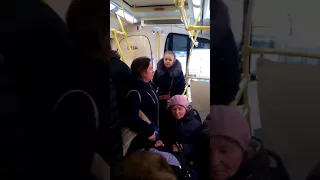 Автобус м10 Китай город г. Москва в салоне -6° на улица +20°