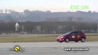 Euro NCAP | Toyota Auris | 2013 | ESC test