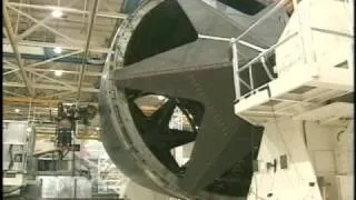 Construction of composite fuselage section of a Boeing 787