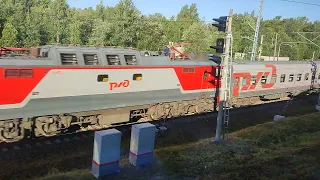 Подъезжаем к Бологому, встречный поезд под ЭП2К, 13.07.2022г.