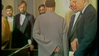 Shevardnadze and Khomeini meeting in 1986