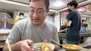 Going for Boat Noodles at Bangkok’s Victory Monument