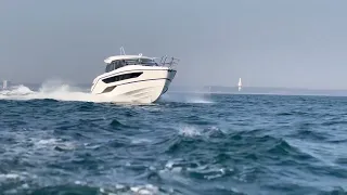 BAVARIA SR36 Motor Yacht quick overview