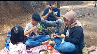 Makan terus