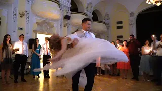 Réka és Virdzsy Keringő Esküvő tánc