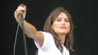 Dragonette – Hello - Osheaga 2016 / SLD