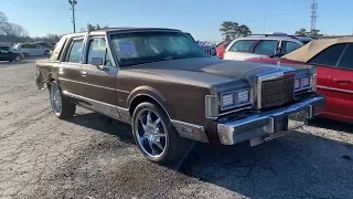 1985 Lincoln Town Car In Absolute Mint Condition At The Insurance Auto Auction