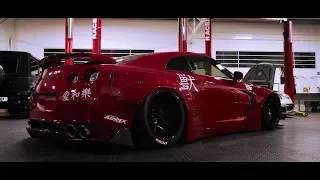 Rare FERRARI RED Nissan GT-R R35 FT. ARMYTRIX GTR Exhaust & LBWK Liberty Walk By RACE! South Africa