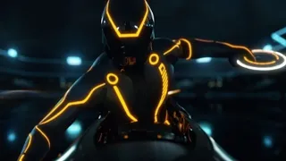 ( TRON : O LEGADO) - DUELO MOTOS DE LUZ