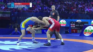 1/2 GR - 55 kg: E. OZTURK (TUR) v. Z. SHARSHENBEKO (KGZ)