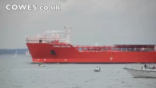 Yacht crashes into super tanker!! Cowes, Isle of Wight