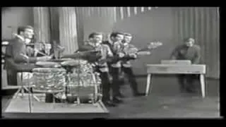 The Chantays "Pipeline" Lawrence Welk Show 1963