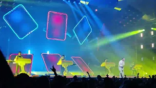 Stromae - Alors on danse (Multitude Tour - Le Dôme de Marseille - 9 Mars 2023)