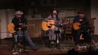 Jessie Veeder performs "Yellow Roses"