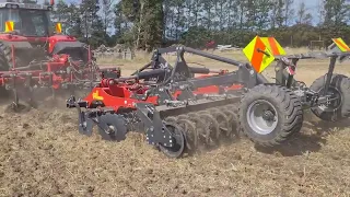 Ripping Compilation - FarmChief ExpressPro Pre-Ripper towing FarmChief ExpressPlus Speed Discs