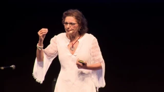 La Communication NonViolente | Jalila Susini-Henchiri | TEDxCarthage
