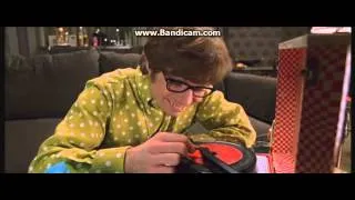 Austin Powers CD Scene