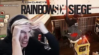 xQc Returns to Tom Clancy's Rainbow Six Siege and it's not toxic at all!